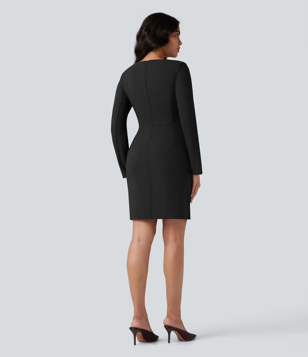 Robe courte moulante col carré manches longues