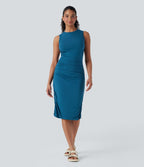 Robe casual moulante col rond sans manches froncée