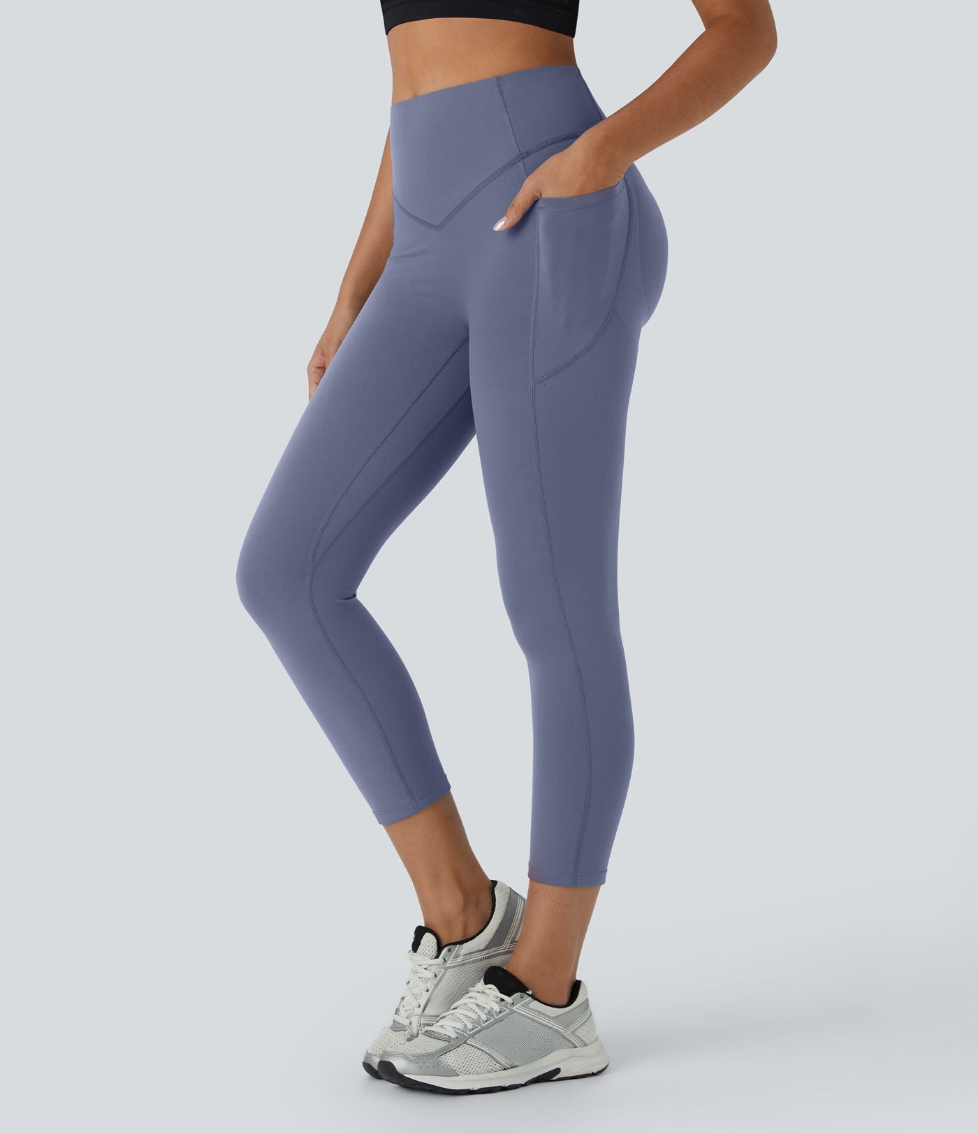 Legging corsaire d'entraînement gainant galbant taille haute avec effet scrunch et poches Halara UltraSculpt™