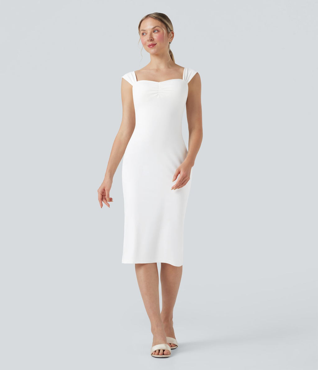 Robe moulante mi-longue décolleté cœur