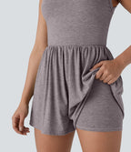 Combishort de villégiature 2-en-1 à dos nu, design torsadé, poches latérales - Édition Easy Peasy