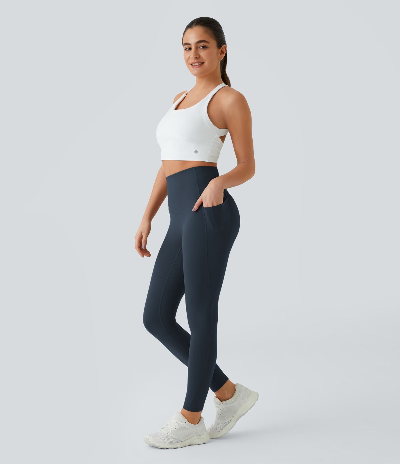 Legging corsaire d'entraînement gainant taille haute avec poches Halara UltraSculpt™