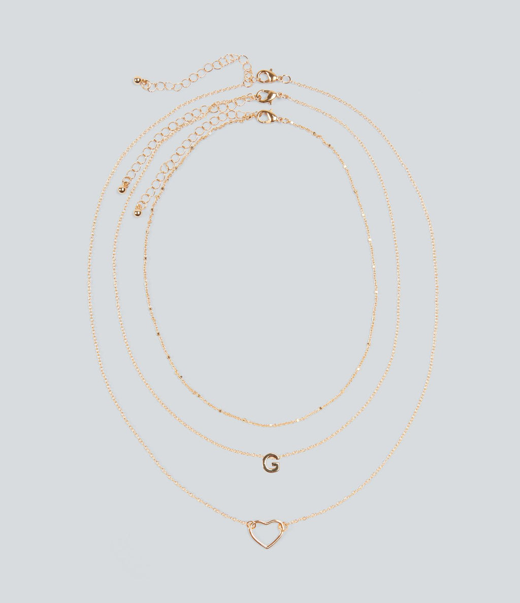 Ensemble de colliers pendentifs lettre + cœur