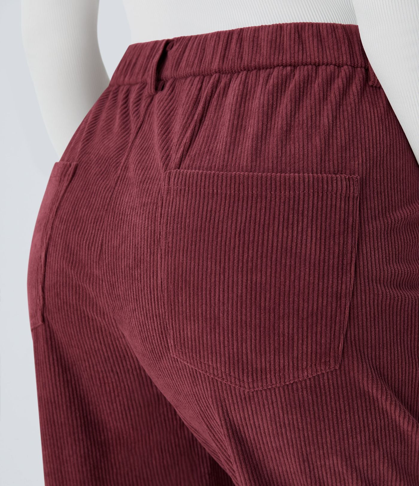 Pantalon décontracté en velours côtelé avec taille mi-haute, boutons et fermeture éclair