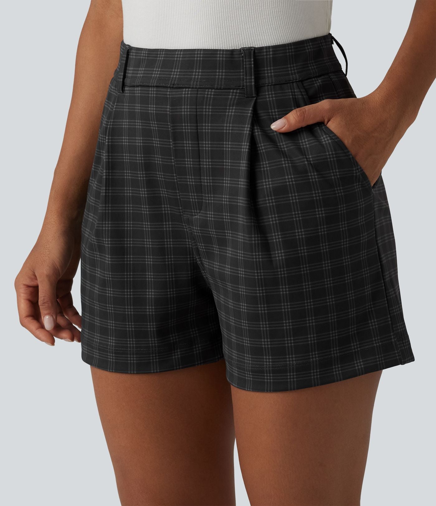 Short tailleur droit à carreaux taille haute avec poches