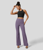 Pantalon tailleur légèrement évasé taille haute avec poches arrière Halara Flex™
