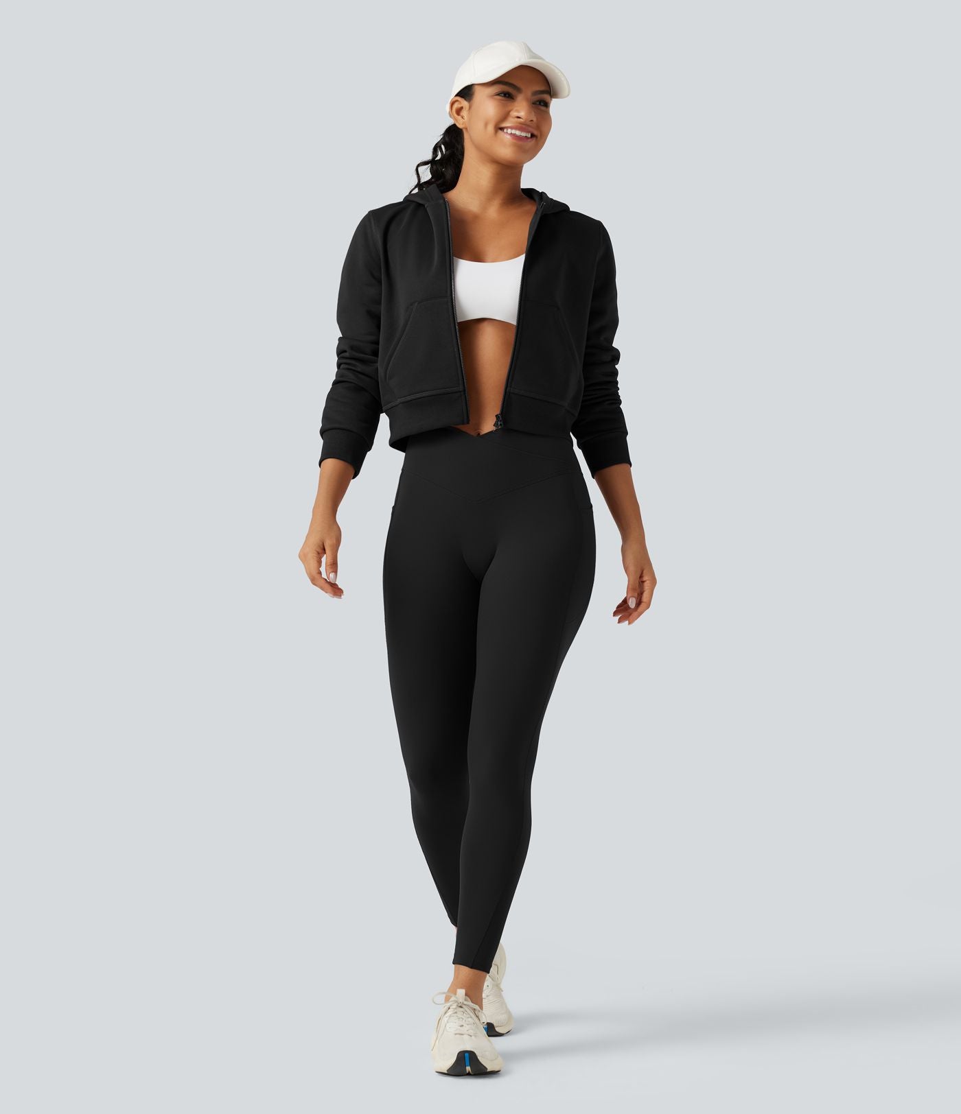 Veste de sport polaire à capuche, manches longues, zip et poches