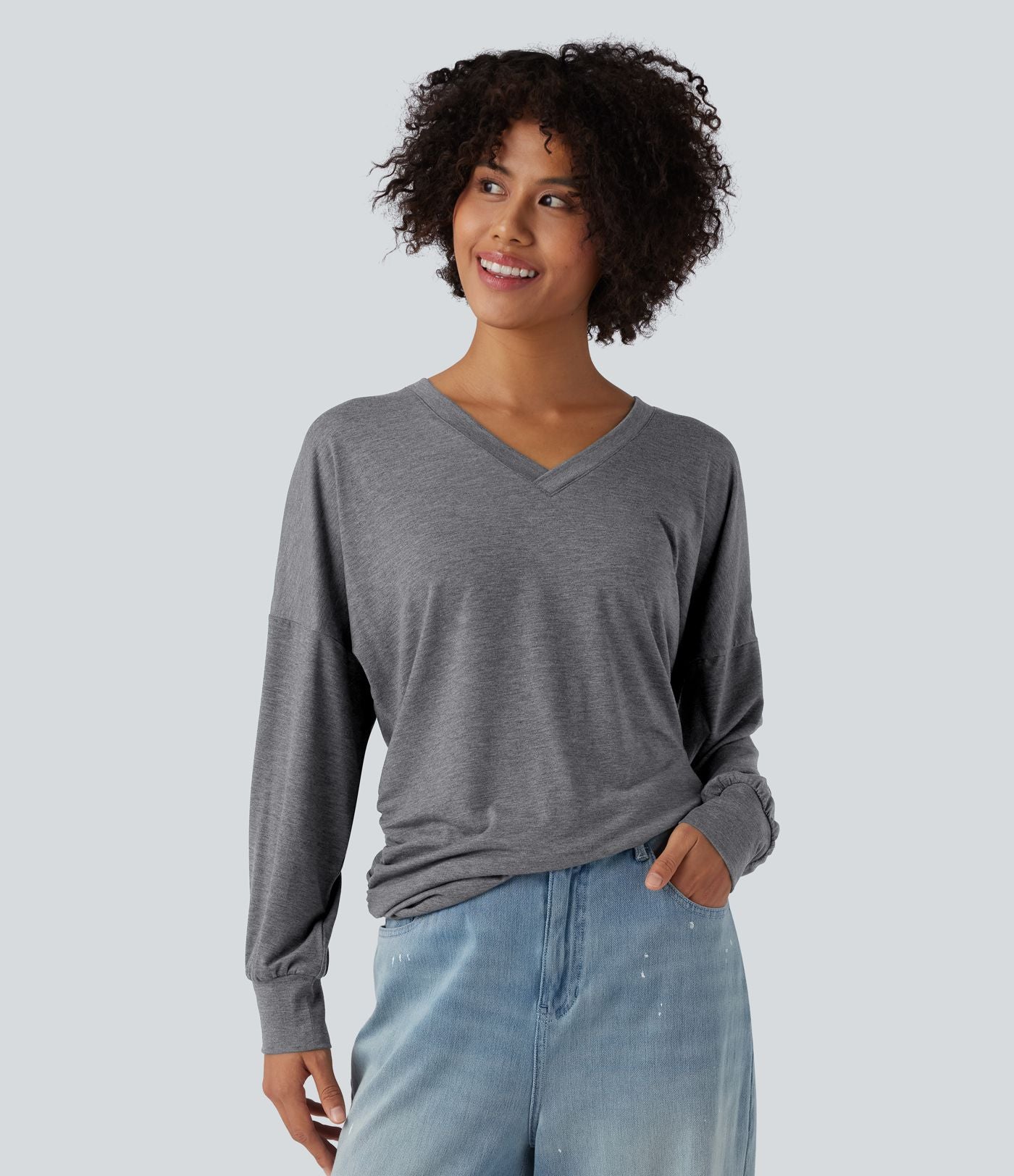 T-shirt décontracté à col V, manches longues et fronces, coupe ample