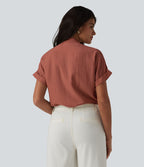 Chemise col V manches courtes aspect lin pour le bureau
