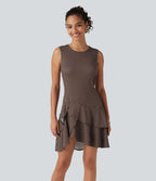 Robe mini casual à pois col rond sans manches ourlet à volants superposés