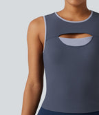 Débardeur de sport côtelé col rond color block avec découpe à l'avant