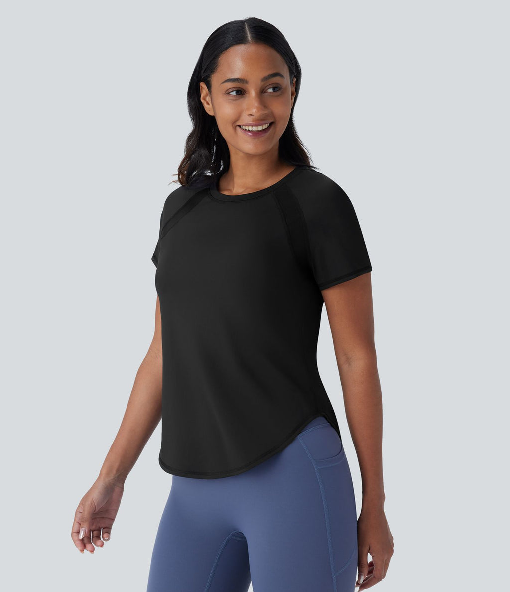 Softlyzero™ QuickDry Haut de sport à manches courtes avec empiècements en mesh contrastés et ourlet arrondi