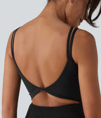 Robe de tennis courte 2-en-1 à bretelles SoftlyZero™ dos nu avec mesh contrasté, brassière intégrée et poches – Édition Easy Peasy – UPF 50+