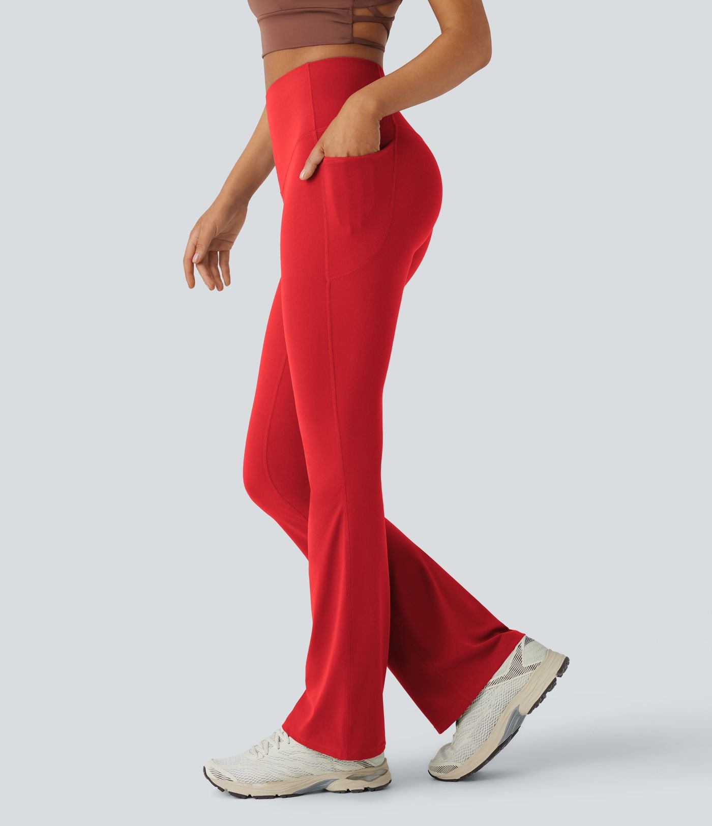 Pantalon de yoga à coupe bootcut gainant taille haute avec poches Halara UltraSculpt™