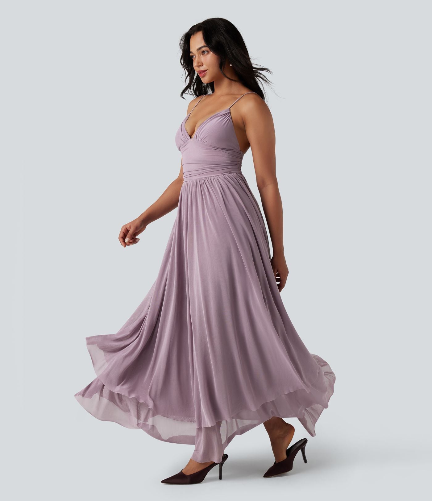 Robe longue à bretelles en résille superposée avec laçage et soutien-gorge intégré