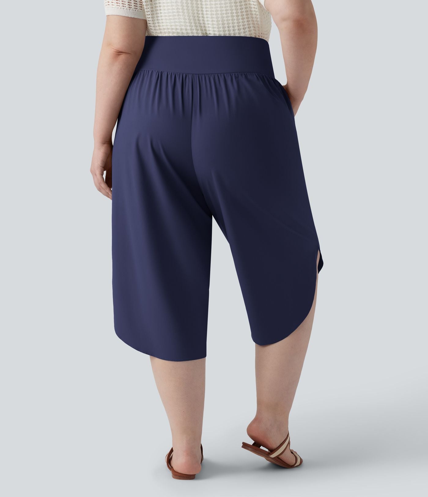 Pantalon capri grande taille Breezeful™ taille haute gainant à ourlet arrondi séchage rapide avec poches