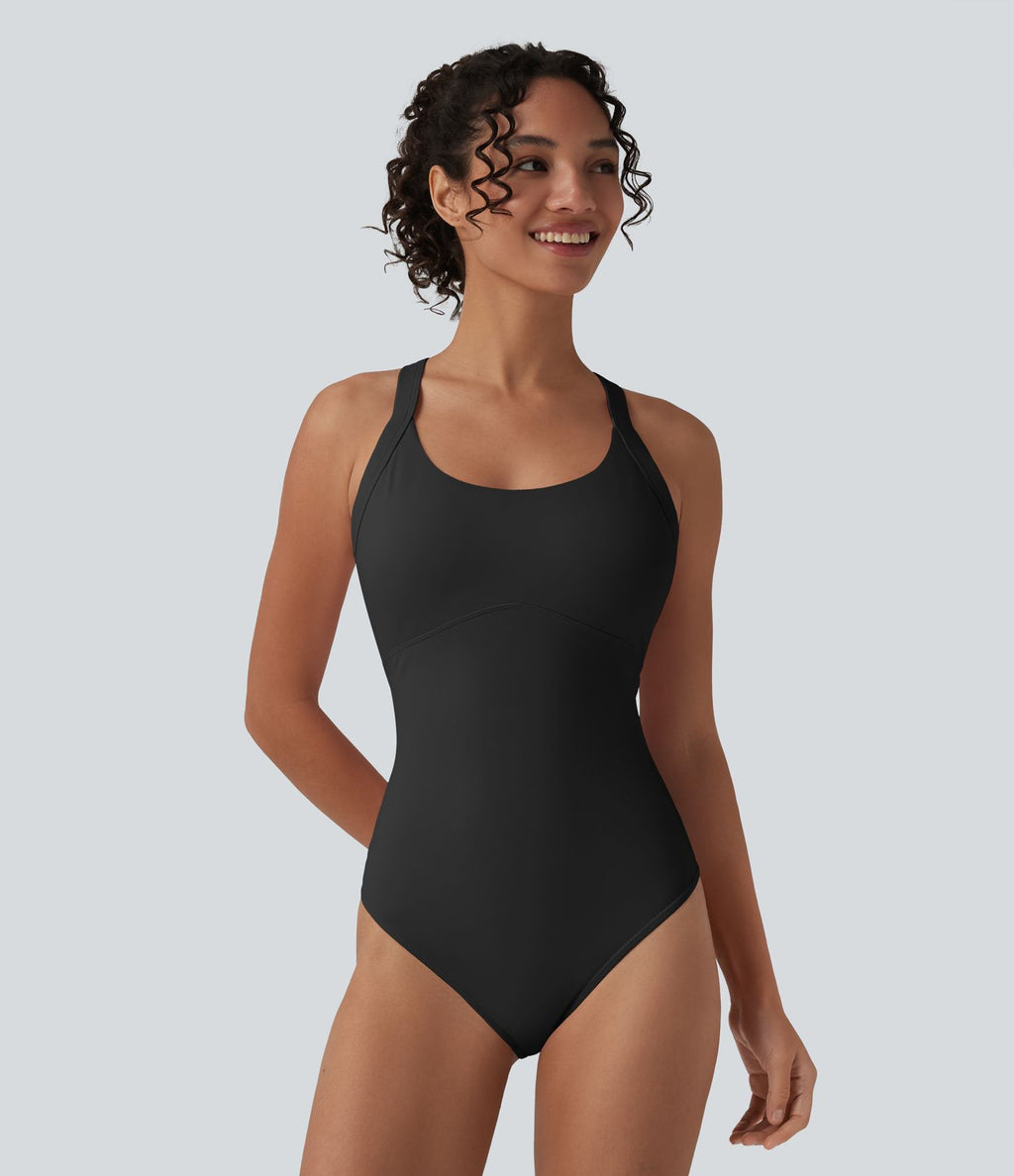 Body SoftlyZero™ Airy col U sans manches dos torsadé ouvert effet frais InstantCool avec boucle réglable et brassière intégrée