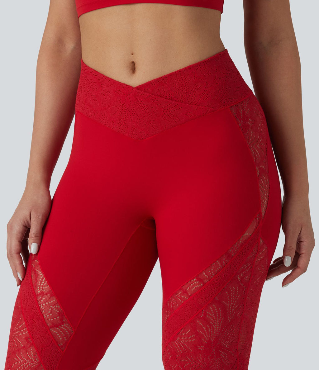 Pantalon de yoga évasé à taille haute croisée, poche arrière et dentelle