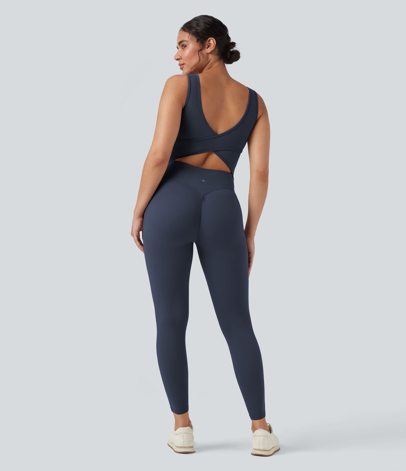 Combinaison de sport Halara UltraSculpt™ col V gainante push-up à poches
