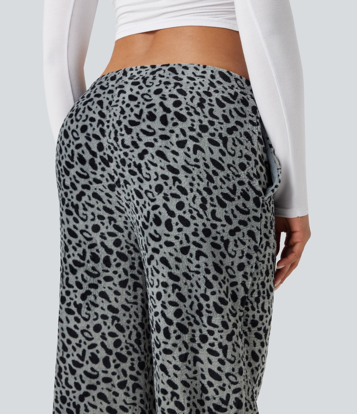 Pantalon large molleton imprimé léopard taille mi-haute avec cordon de serrage et poches