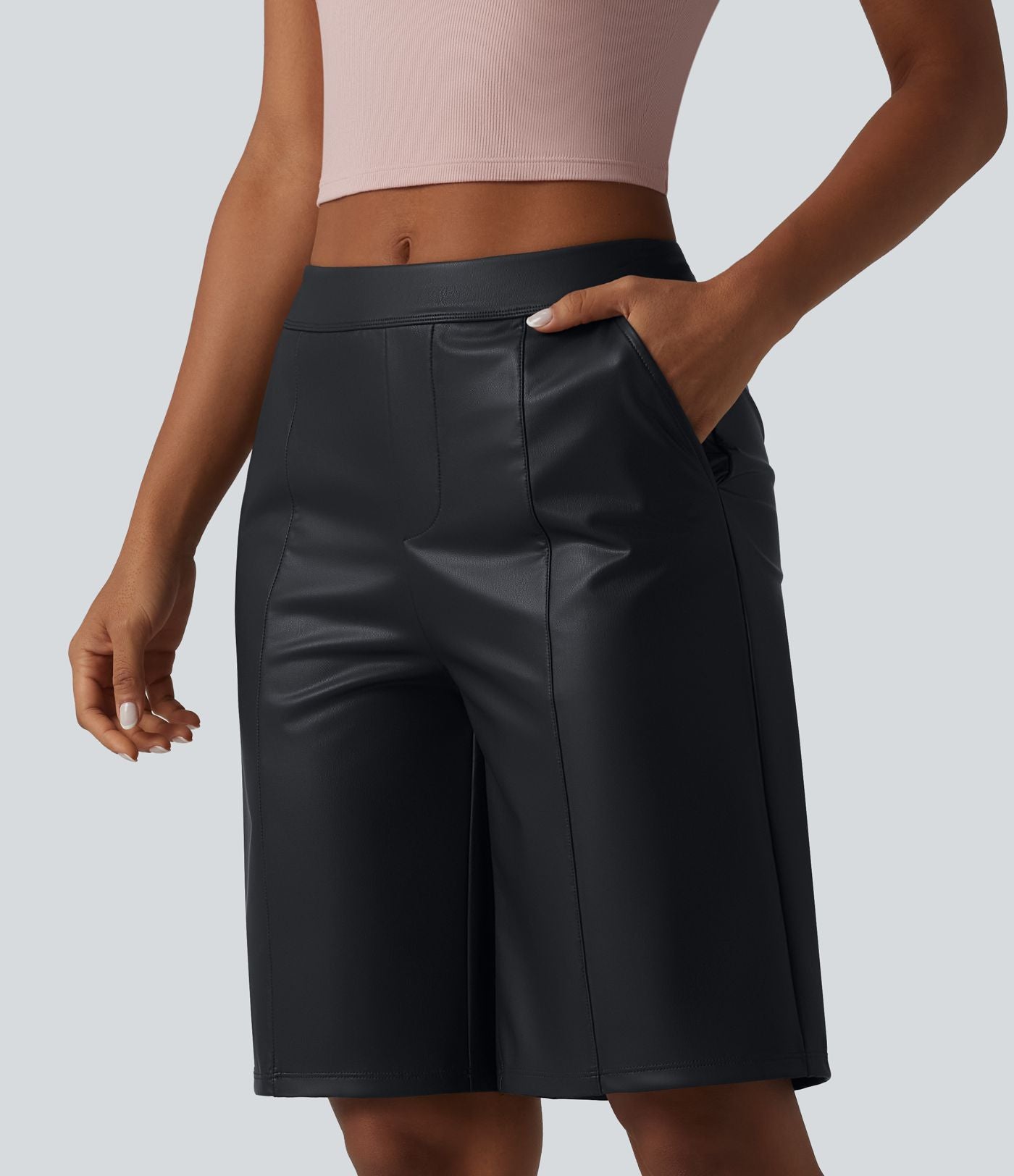 Bermuda décontracté taille mi-haute en PU extensible avec poches 25 cm