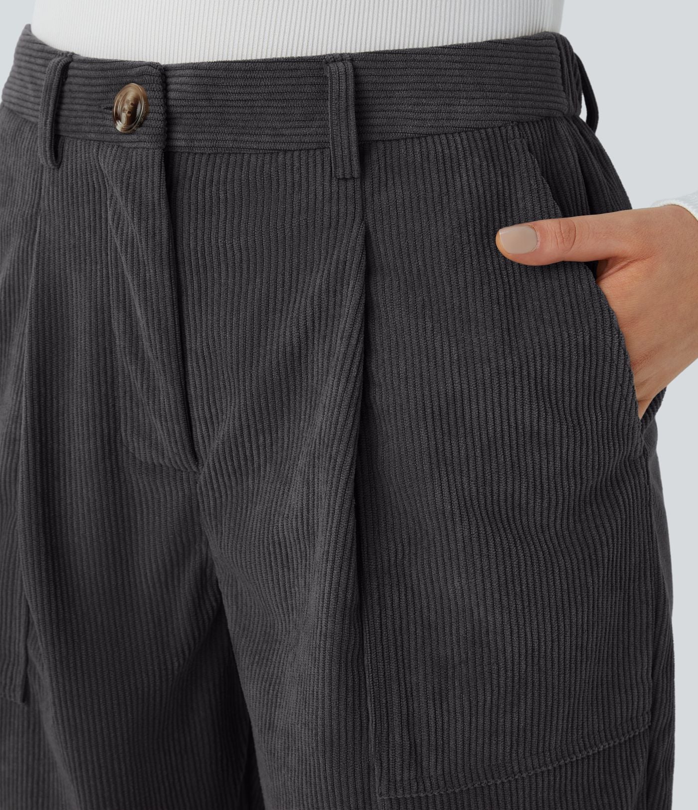 Pantalon décontracté en velours côtelé avec taille mi-haute, boutons et fermeture éclair