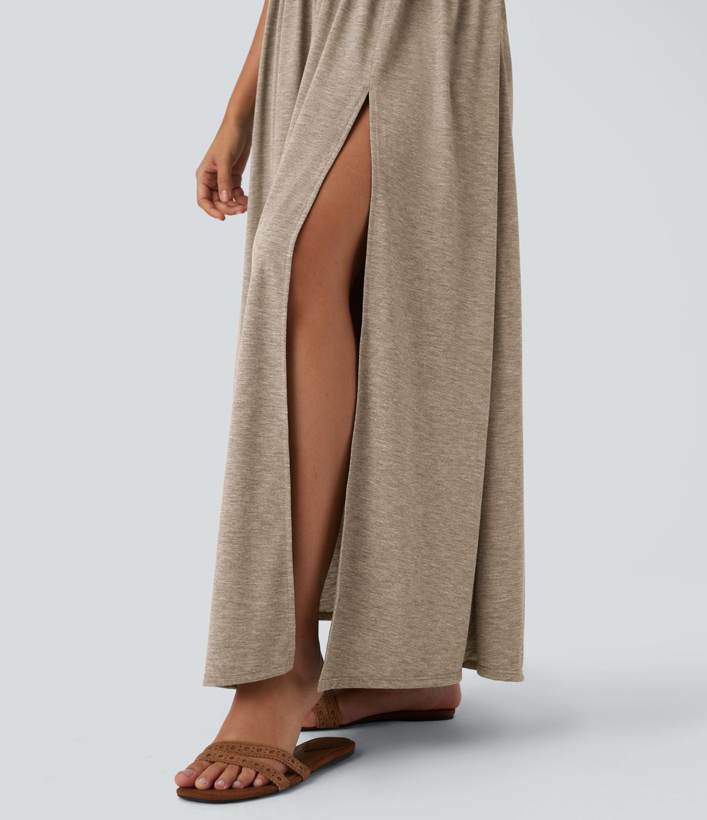 Robe longue fluide fendue avec poches latérales, dos nu et effet torsadé