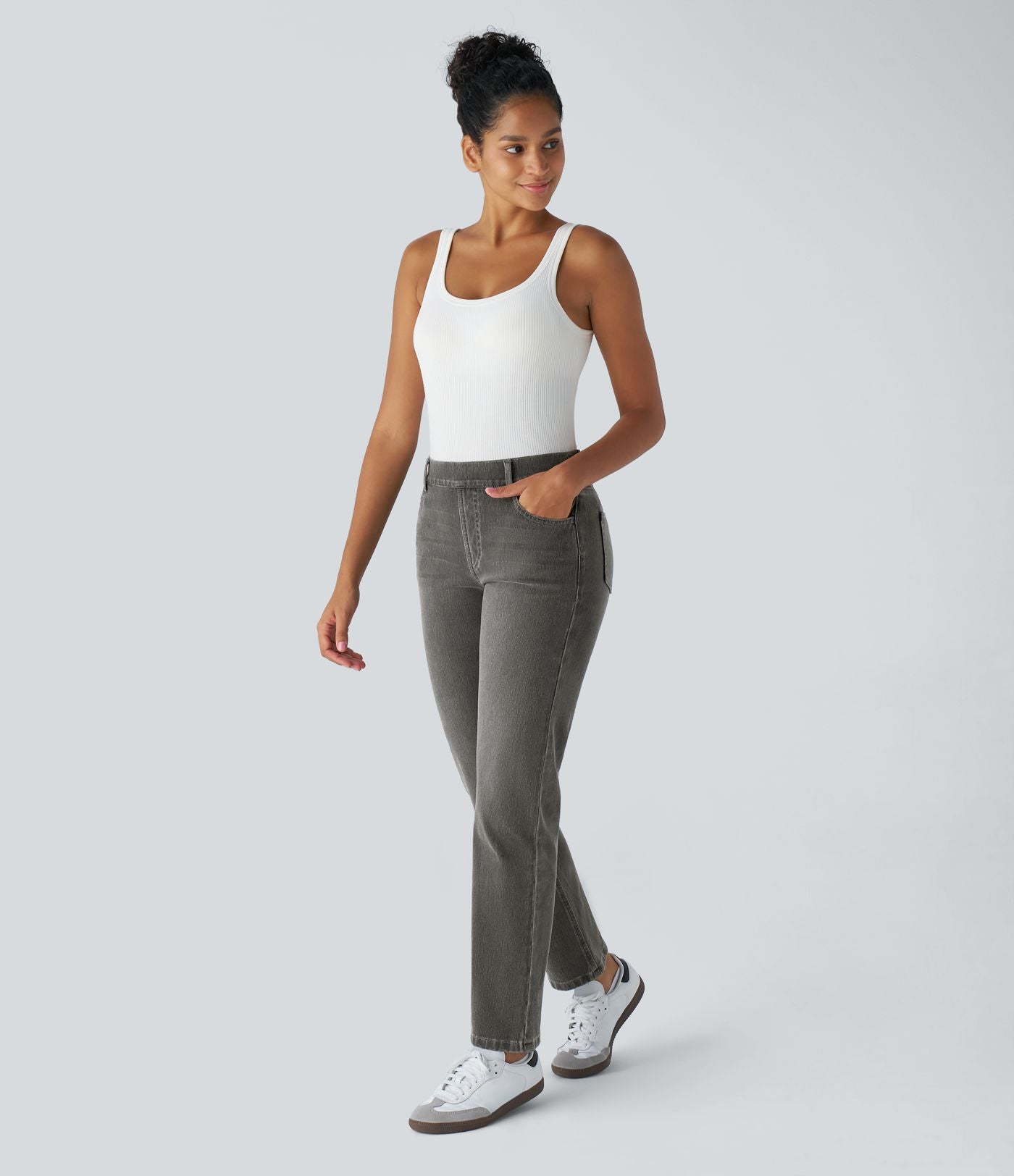 Jean droit Halara Flex™ à taille haute, poches multiples, effet délavé et tissu extensible