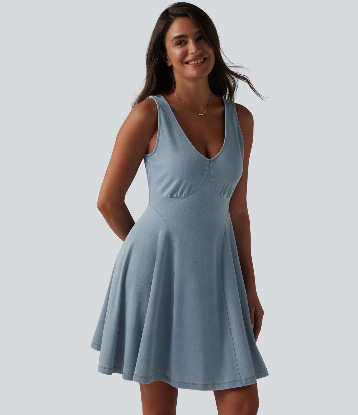 Robe évasée décontractée Halara Flex™ en denim à col V sans manches et drapée en lyocell lavé