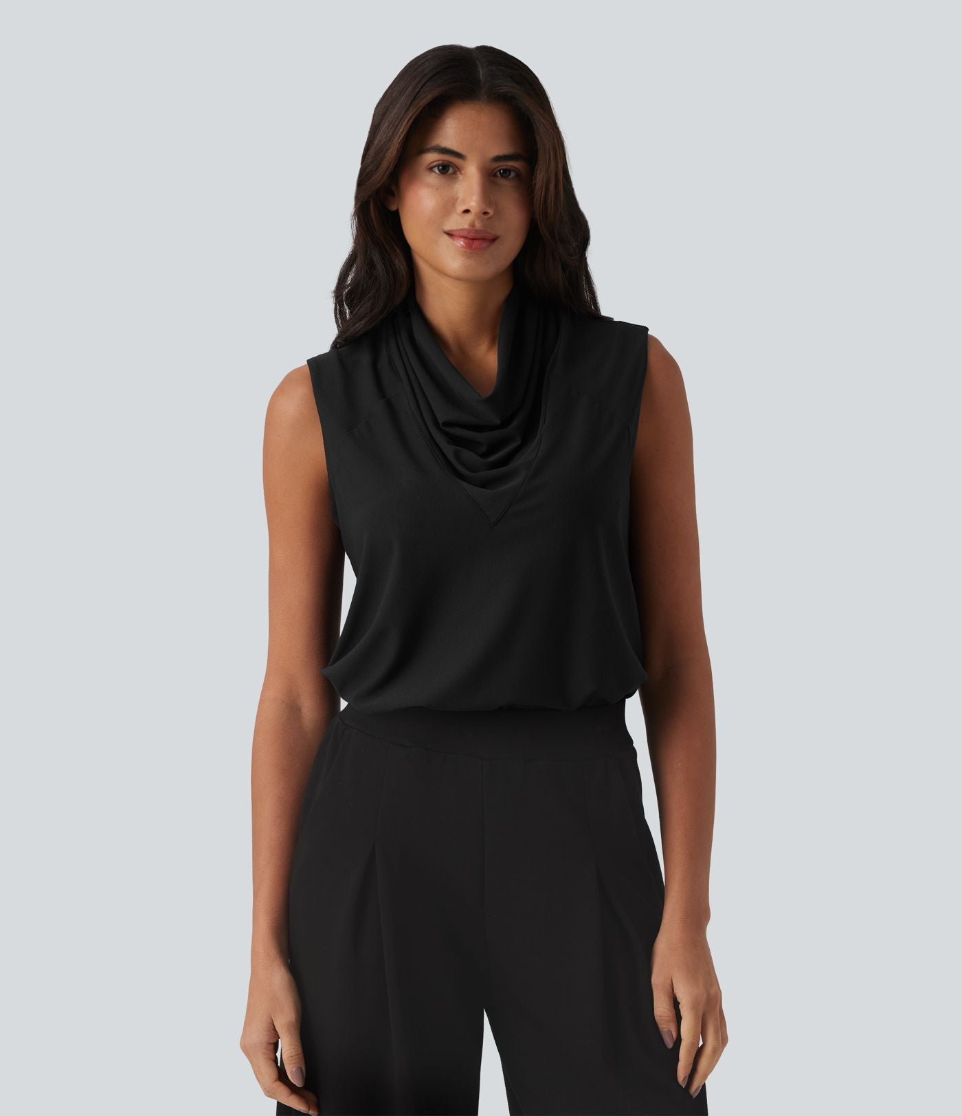 Blouse de travail sans manches à col drapé