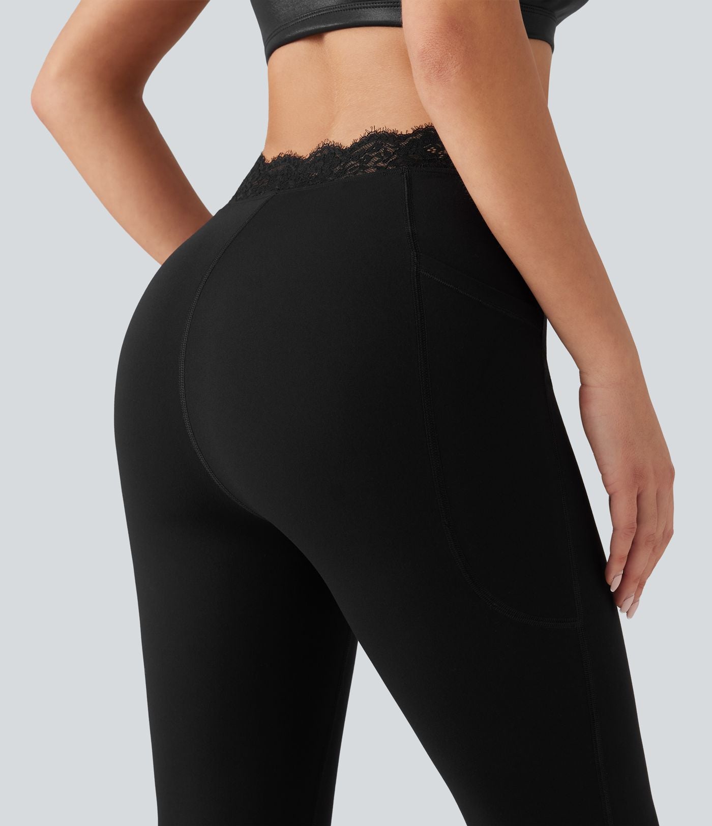 Halara UltraSculpt™ Legging bootcut de yoga taille haute en V avec dentelle contrastée et poches