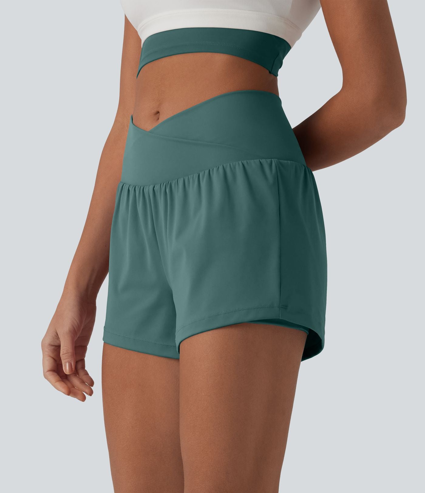 Short de yoga 2-en-1 SoftlyZero™ Airy croisé taille haute 7,5 cm effet frais InstantCool avec poches