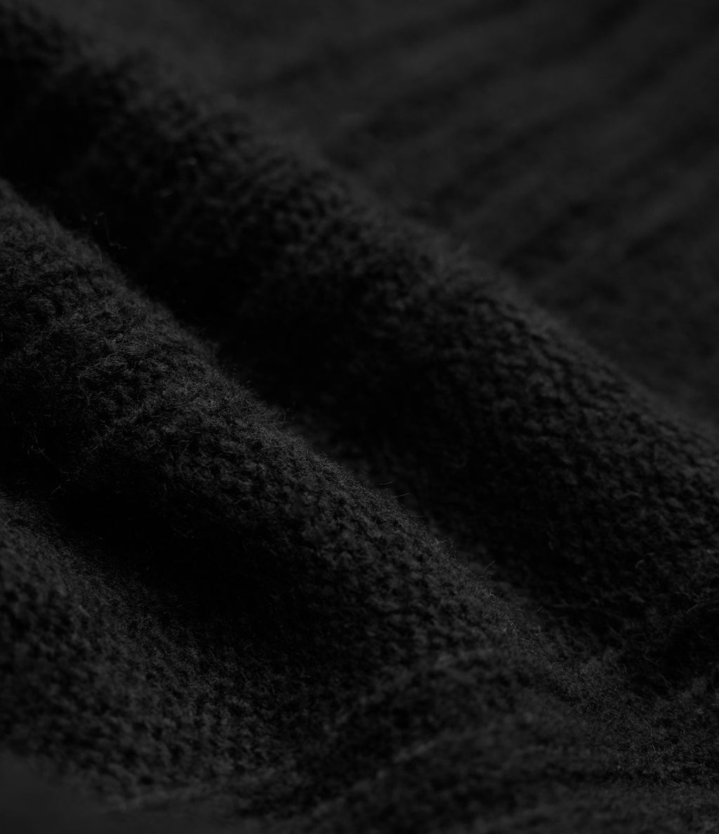 Robe pull courte col V manches longues