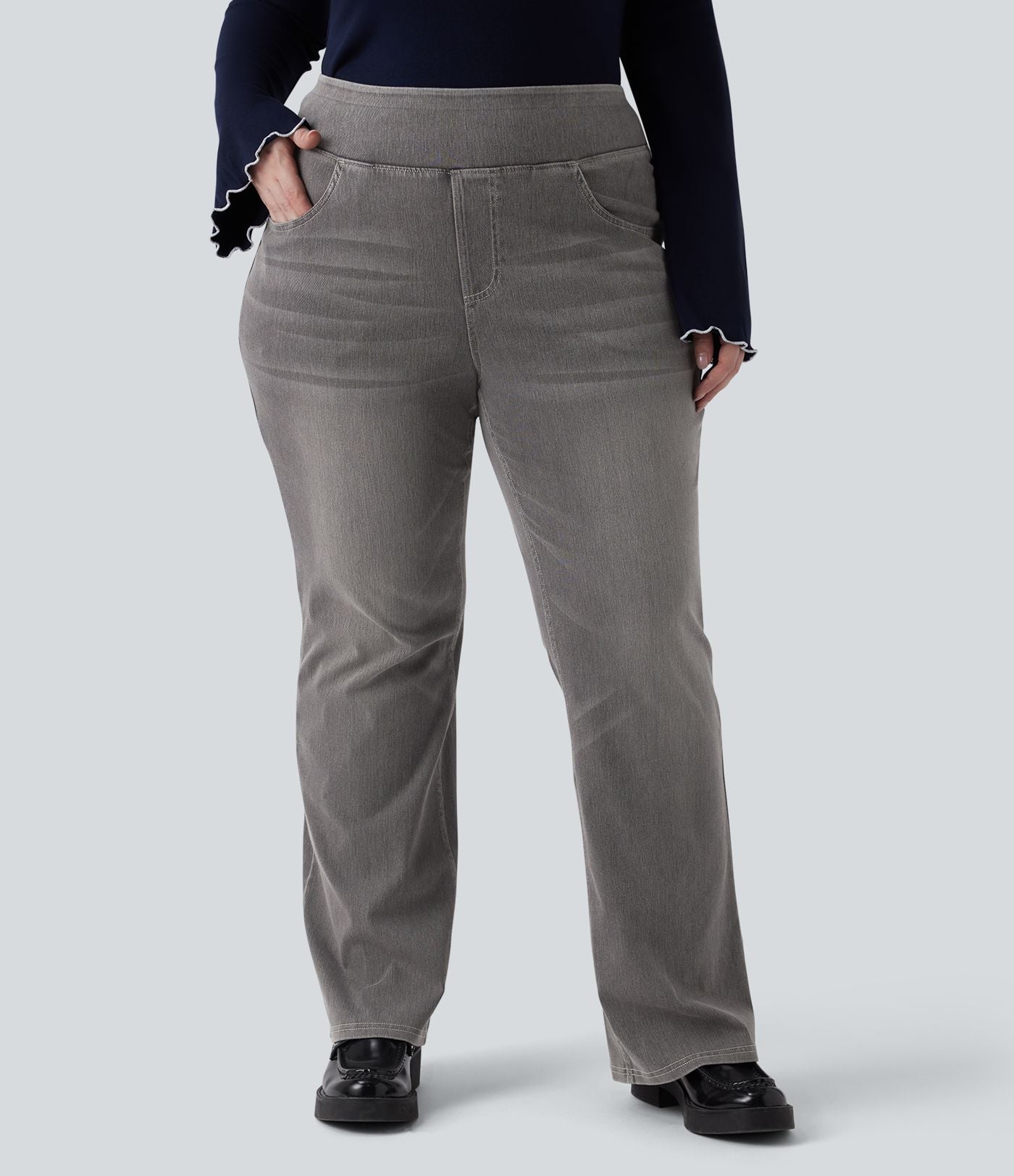 Jean décontracté Halara Flex™ grande taille bootcut taille haute en maille extensible délavée avec multiples poches