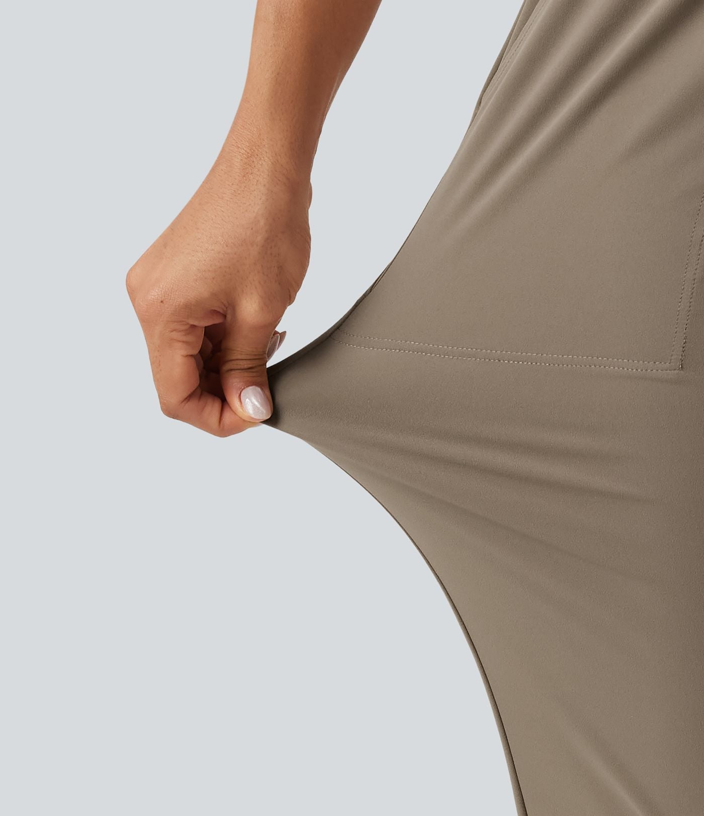 Jogging fuselé Halara UltraSculpt™ taille haute esprit bureau avec poches