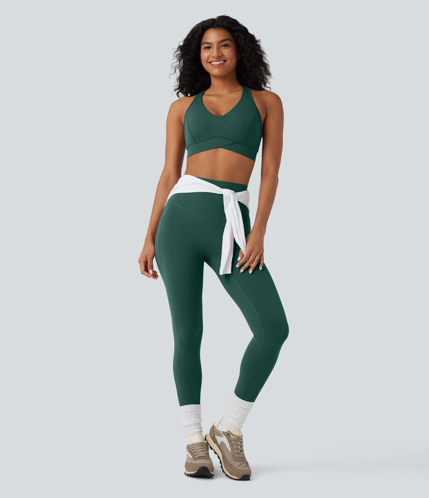 Brassière de sport entraînement Halara UltraSculpt™ soutien intermédiaire col V dos nageur bonnets A-C
