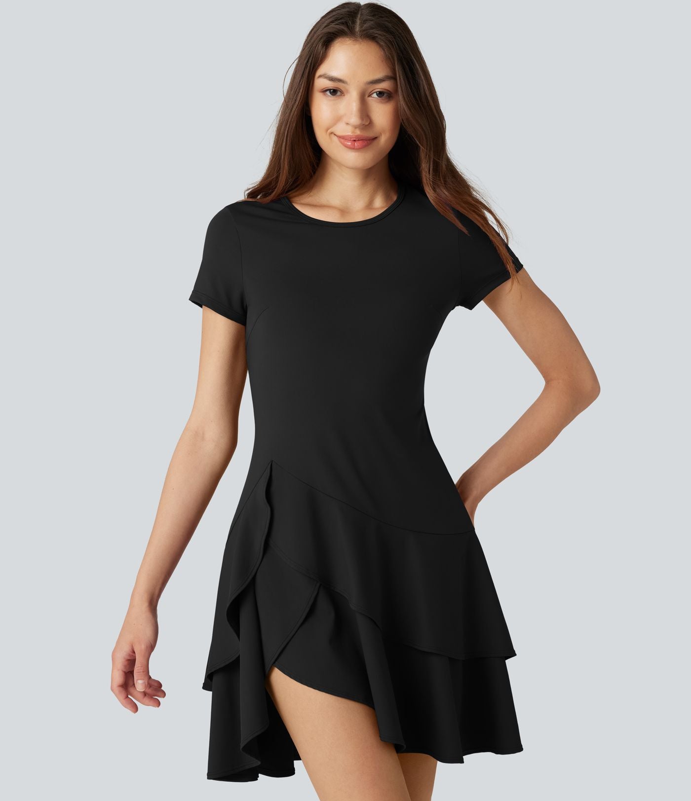 Robe mini décontractée SoftlyZero™ Airy col rond, manches courtes, ourlet à volants étagés, à effet frais InstantCool