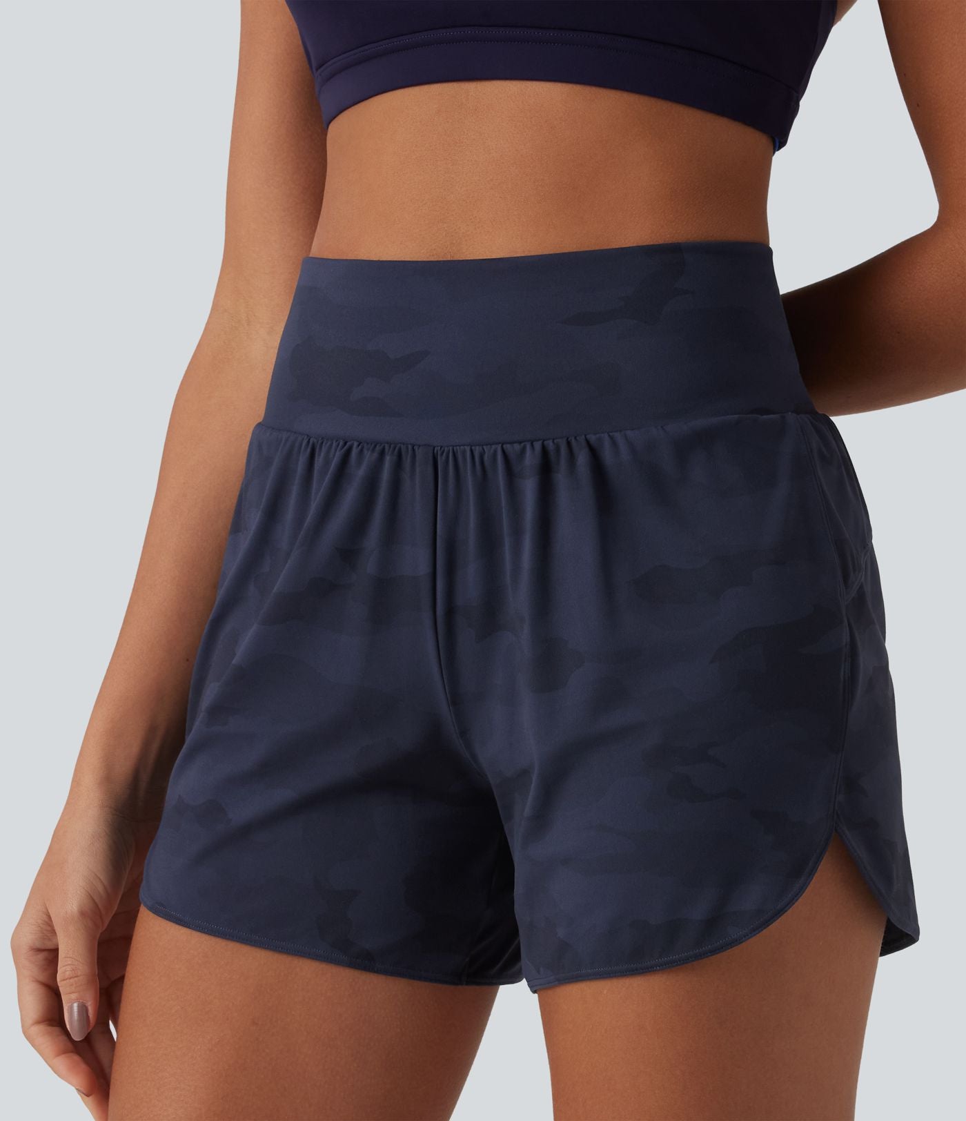 Short de running 2 en 1 Halara UltraSculpt™ gainant imprimé camouflage, taille haute, ourlet incurvé, 10 cm, avec poche