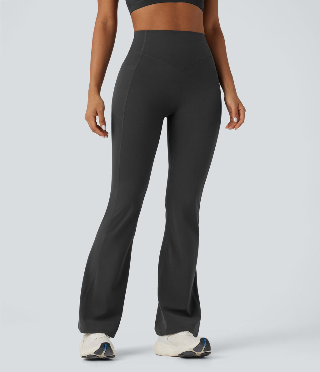 Pantalon de yoga à coupe bootcut gainant galbant taille haute avec effet scrunch et poches Halara UltraSculpt™