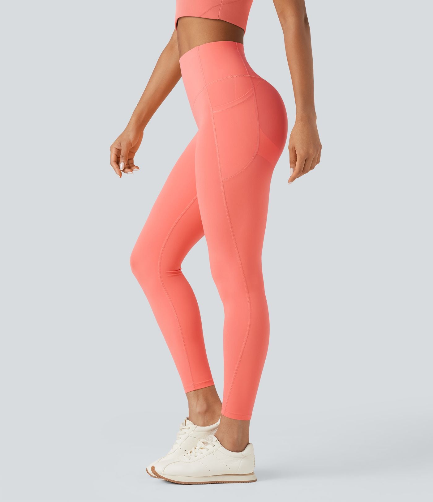 Legging d'entraînement gainant galbant taille haute avec poches Halara UltraSculpt™