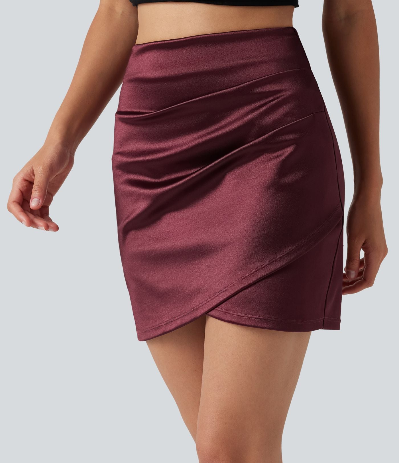 Jupe mini moulante 2-en-1 en satin, taille haute, fronces et ourlet croisé