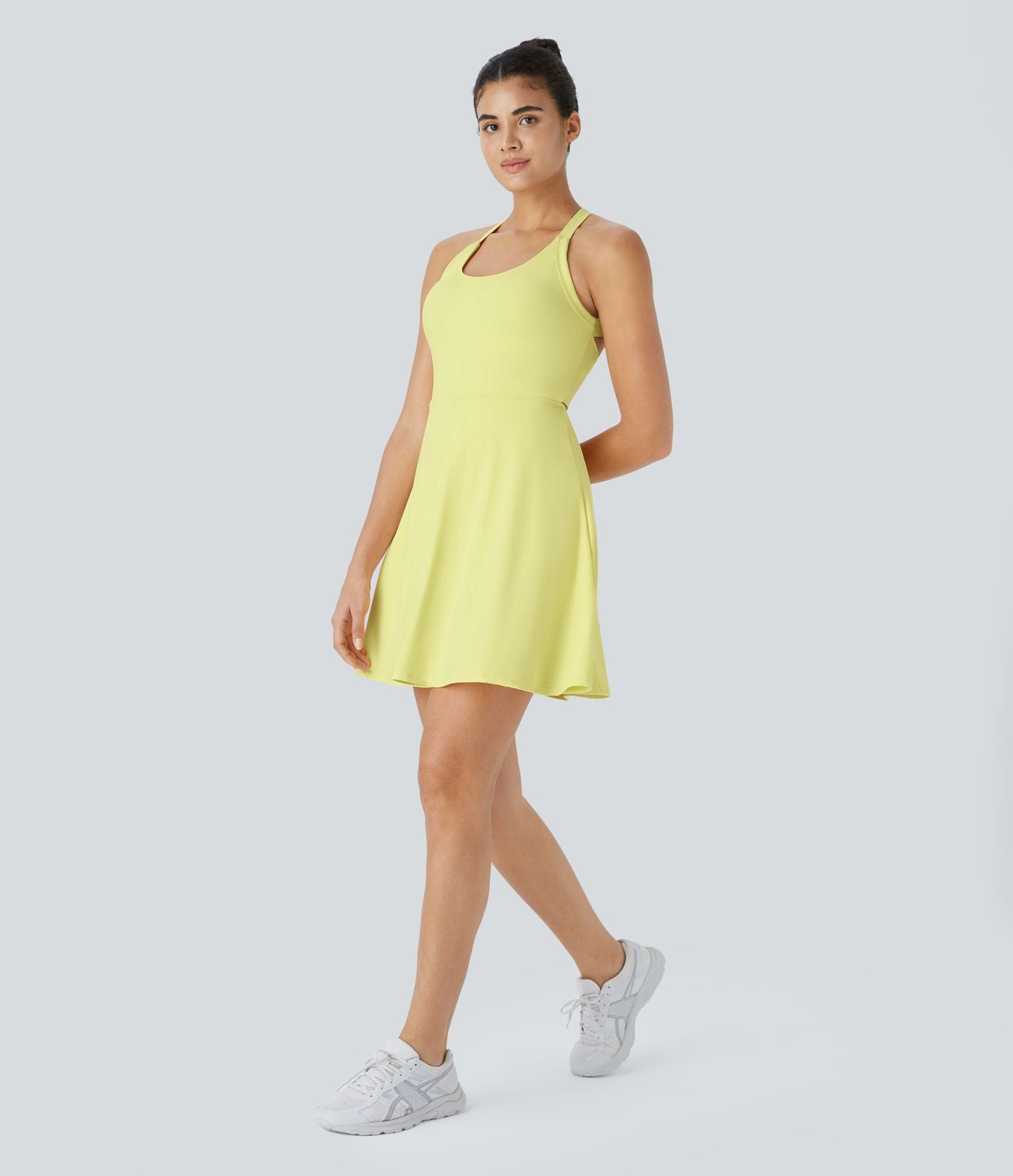 Robe de Danse Sport Mini à Volants Torsadés Dos Nu - Longueur Plus