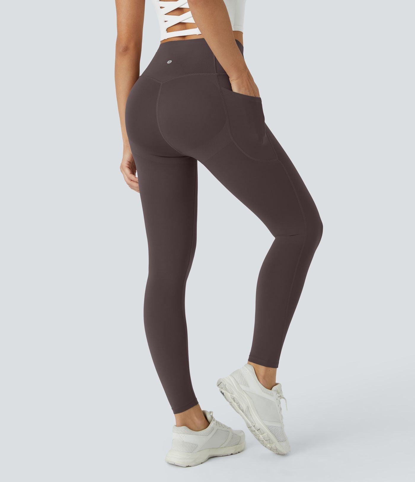 Legging d'entraînement gainant galbant taille haute avec poches Halara UltraSculpt™