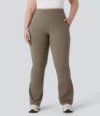 Pantalon de yoga à coupe bootcut gainant galbant taille haute grande taille avec effet scrunch et poches Halara UltraSculpt™