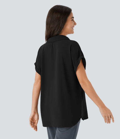 Chemise de travail col V avec ourlet arrondi