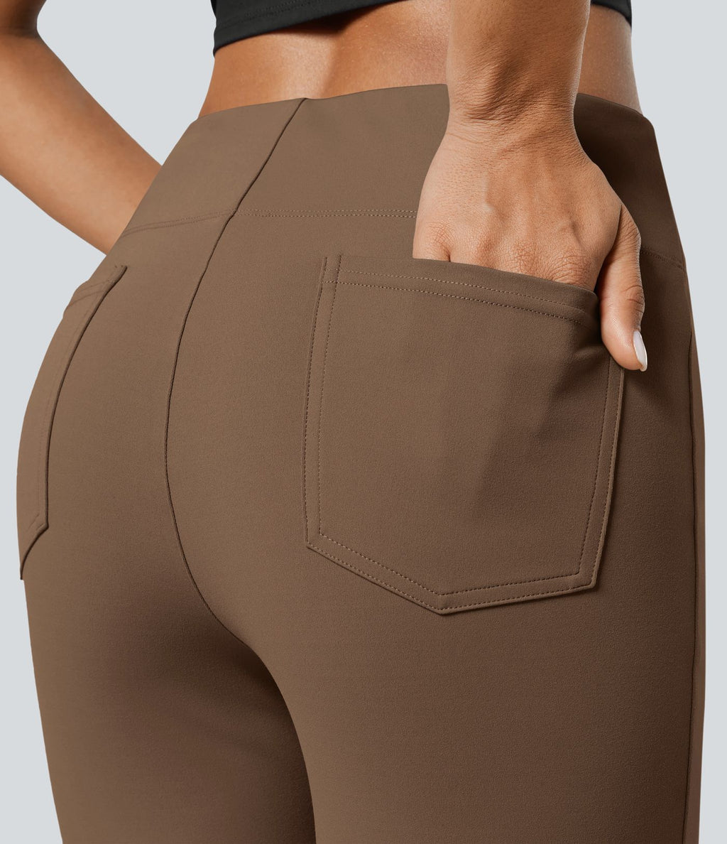 Pantalon tailleur légèrement évasé taille haute avec poches arrière Halara Flex™