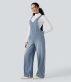 Salopette décontractée Halara Flex™ en denim extensible délavé, col V et poches latérales