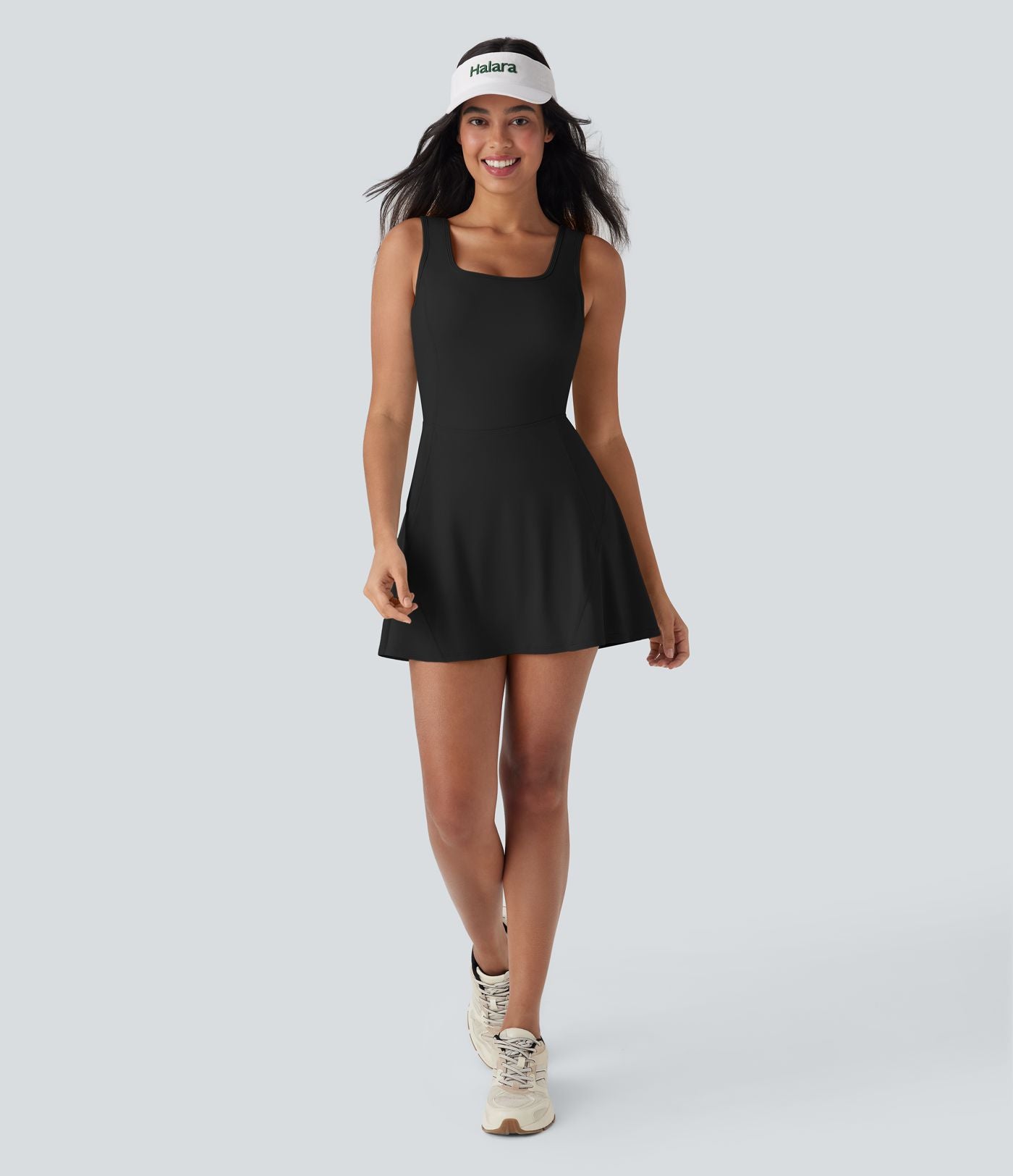 Robe SoftlyZero™ Airy de danse mini 2-en-1 dos nu, col U, bretelles croisées, poches latérales et effet frais InstantCool, accès facile Easy Peasy