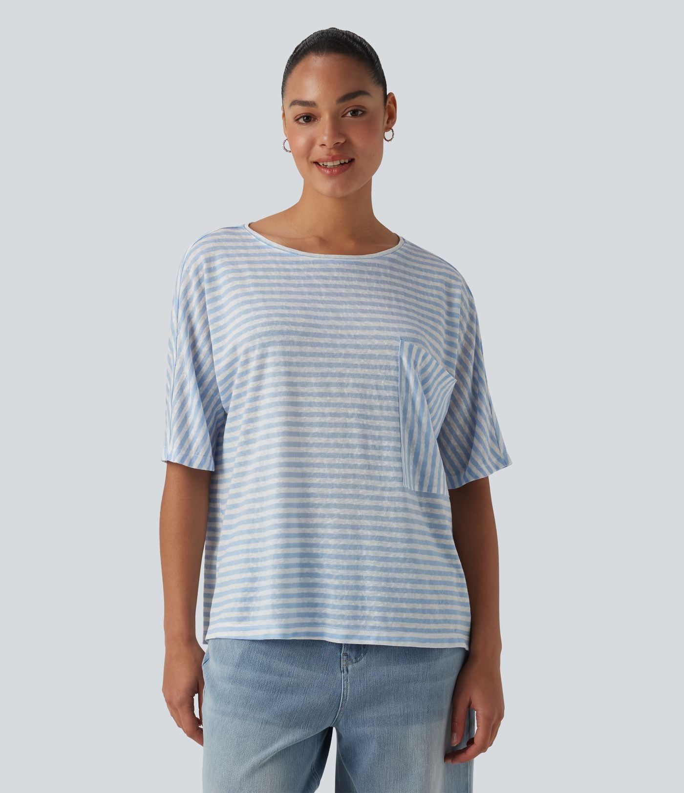 T-shirt col rond manches chauve-souris à rayures en lyocell avec poche poitrine