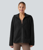 Veste de sport sherpa à manches longues avec ourlet asymétrique arrondi et poches
